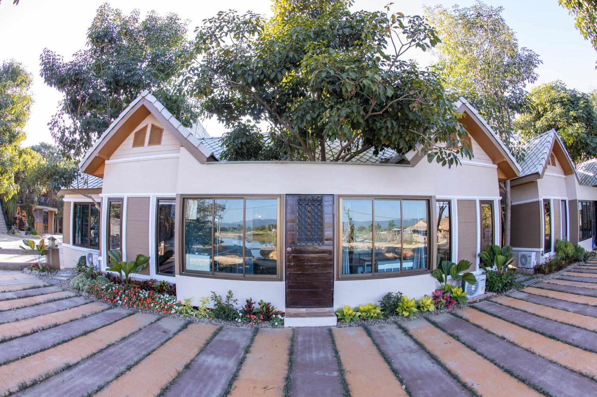 Mana-An Lake Hill Resort มานาอันเลคฮิลล์รีสอร์ต Chiang Mai Exteriör bild